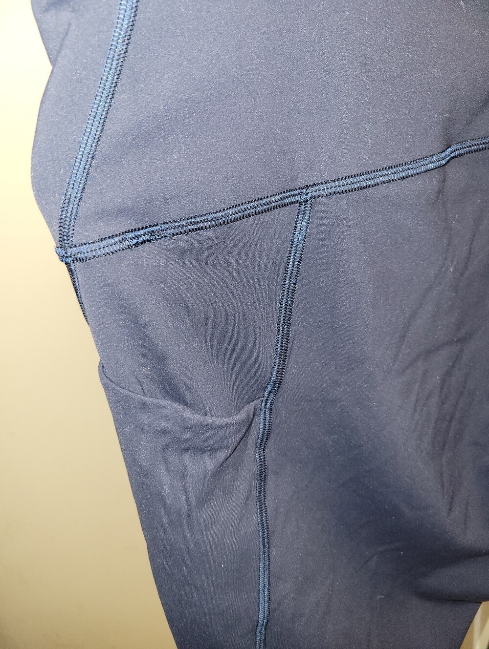 Lululemon Navy Blue Athletic Leggings with Signature Logo - Picture 4 of 6